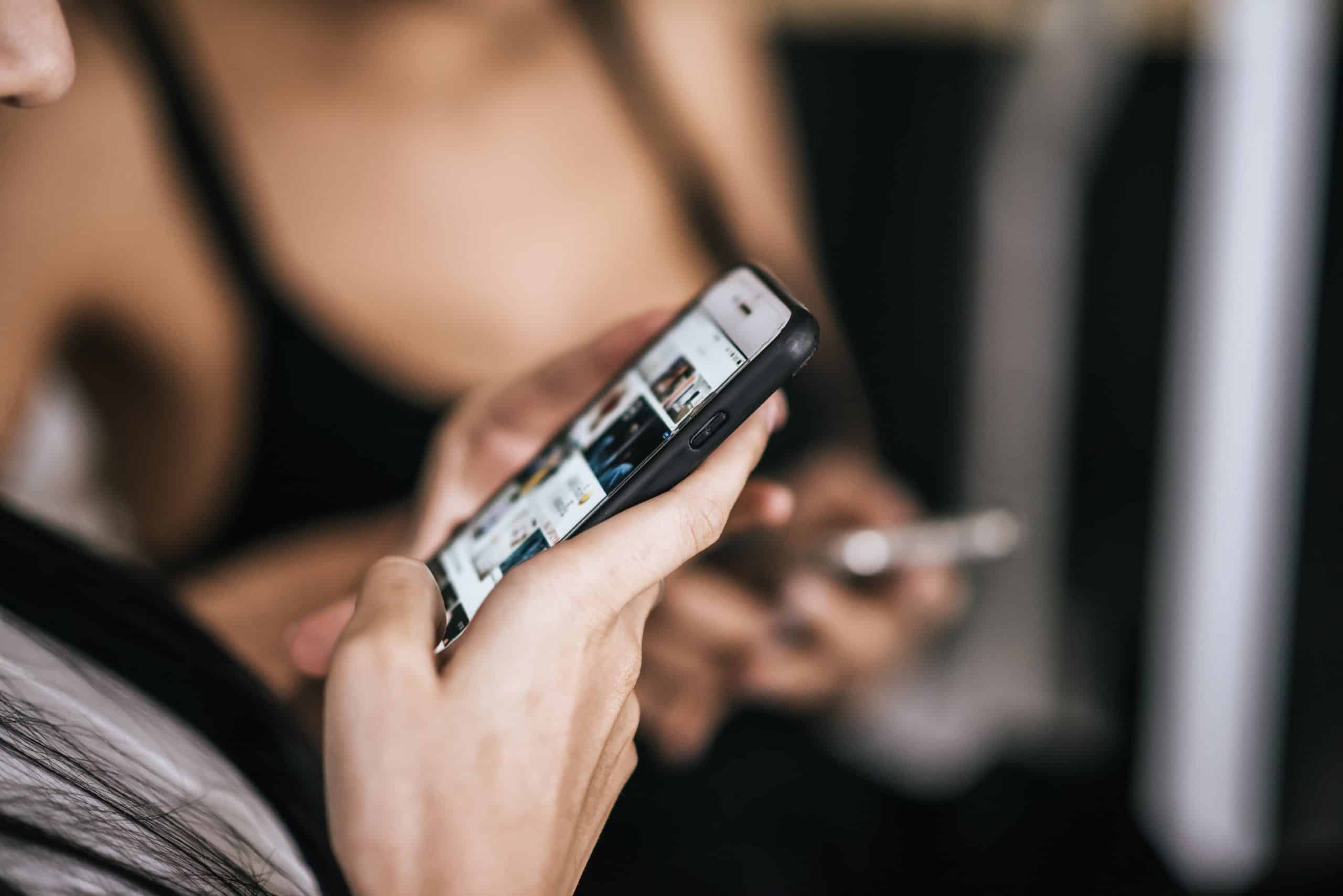 TikTok Shop e livros: autor divulgando obra em rede social